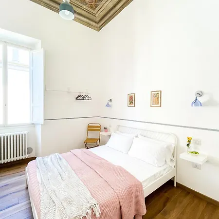 Banchi Guest house *